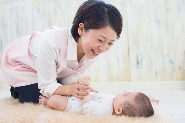 【0歳児】2月の月案・週案の作成